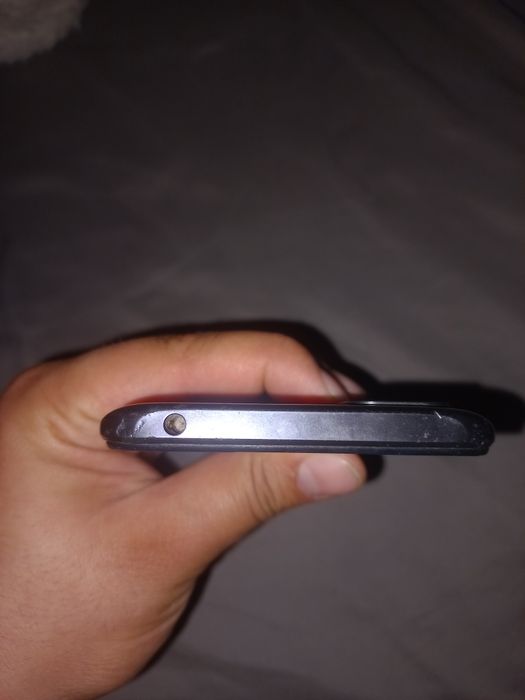 Продам смартфон Redmi 9c