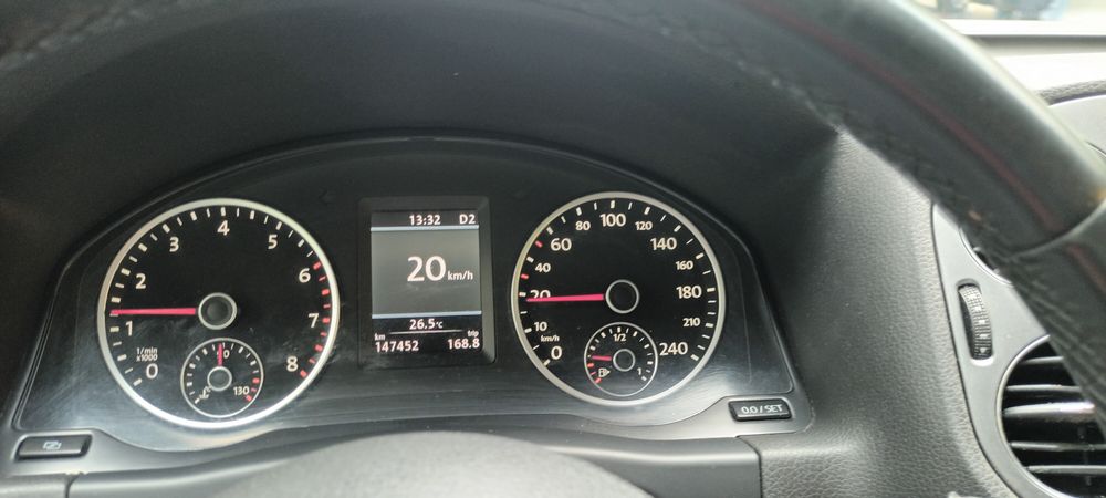 Vând Vw Tiguan 2.0 TSI 4×4 2012 +g.p.l.