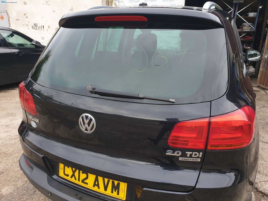 Haion Hayon Capota Portbagaj Dezechipat cu Luneta Geam Sticla Volkswagen Tiguan 2007 - 2015 Culoare LC9X [K7803]