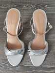 Sandale elegante  Zara Woman, noi fara eticheta, marimea 40