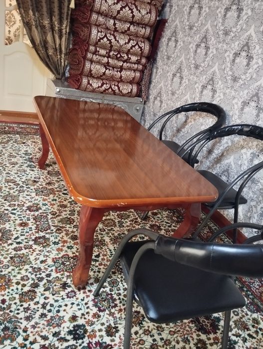 Продаётся стол в хорошем состоянии