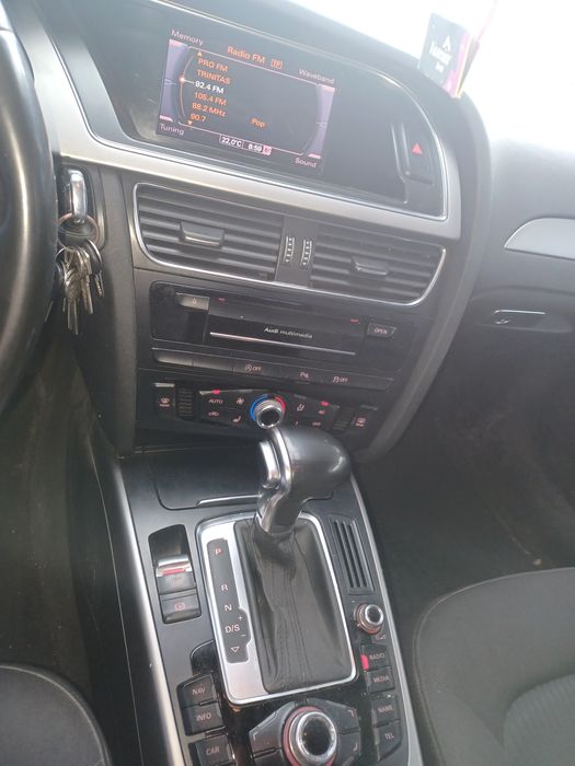 Vând Audi a4 2013