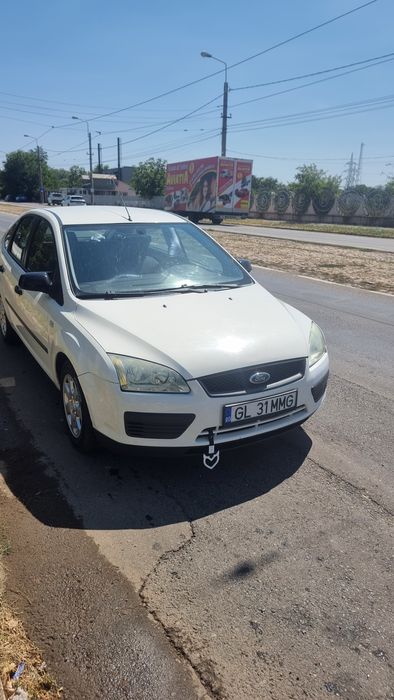 Vând ford focus 2 /schimb (dau diferență)