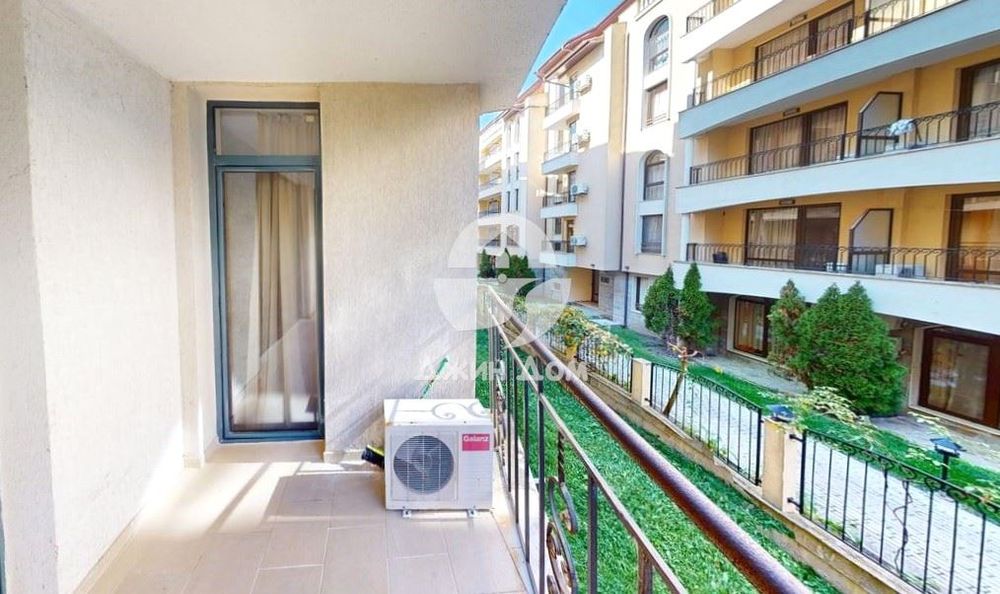 Продава се Двустаен апартамент в к.к. Слънчев бряг - 63 кв.м за 1096 €/кв.м - Снимка #7