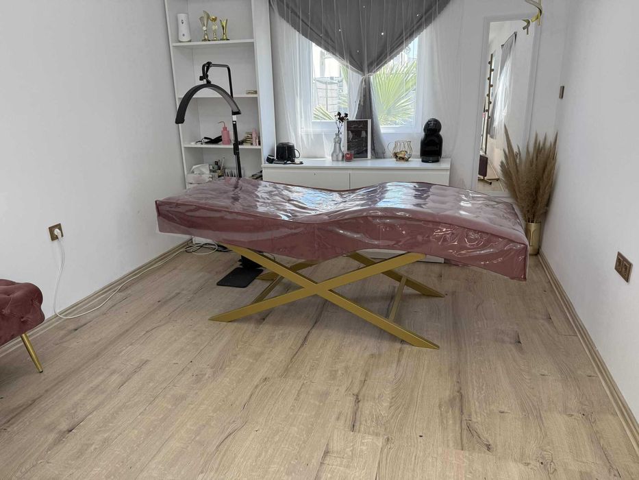 Pat cosmetica la comanda