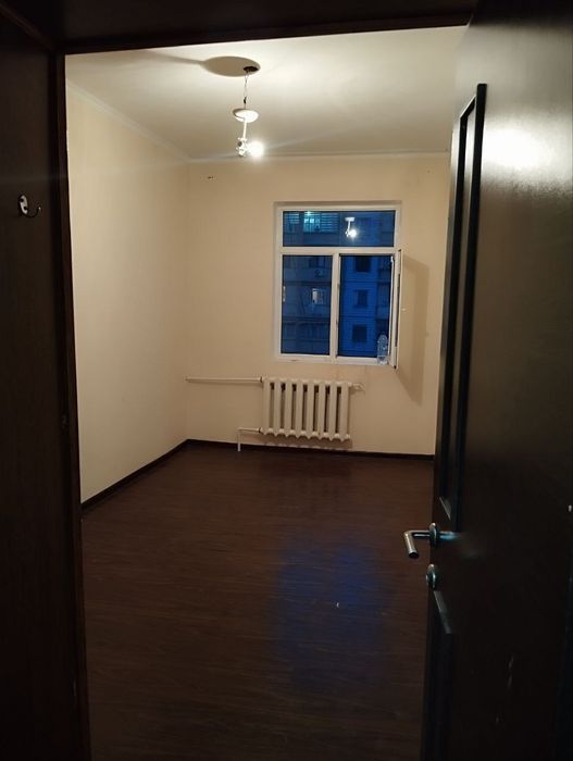 Продам  квартиру !
Янгихаетский р-н
Спутник 17
3-комнатная
4