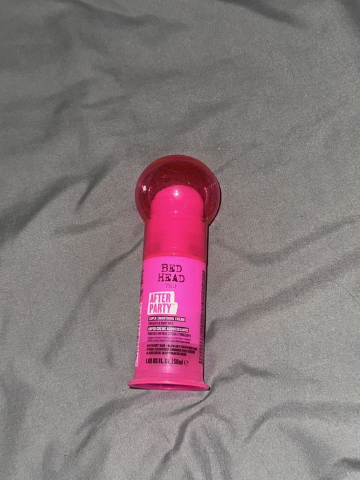 Bed Head. Крем для волос несмываемый