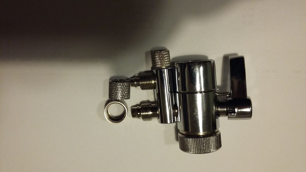 Deviator din inox pentru filtru tip eSpring de la Amway