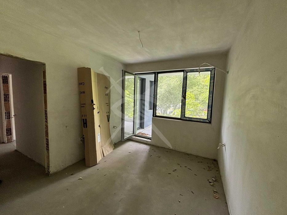 Продава се Тристаен апартамент в Варна, Бизнес хотел - 77 кв.м за 1643 €/кв.м - Снимка #2