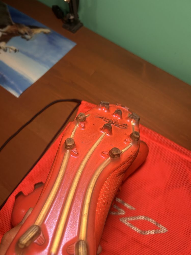 Футболни обувки,Бутонки,Adidas f50 red