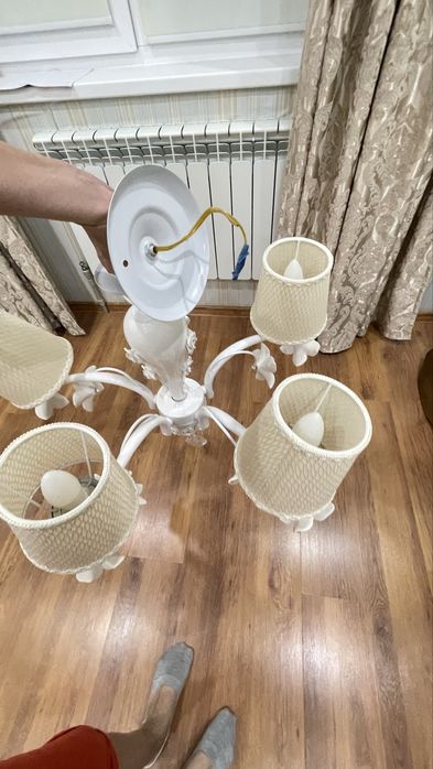 Люстра сатылады