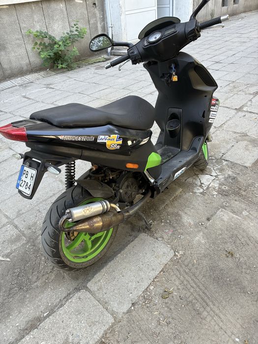Скутер PIAGGO NRG 50  2005г.