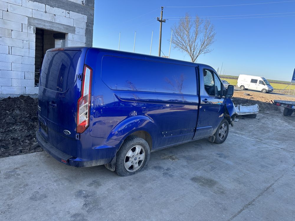 Dezmembram Ford Transit Custom 2.0tdci An 2017