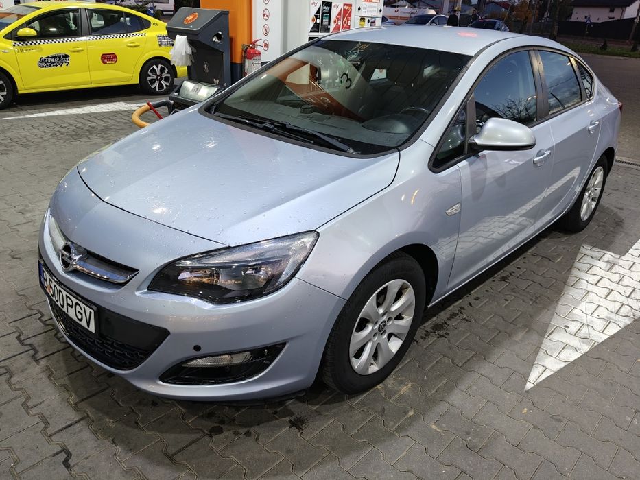 Opel Astra J 2016