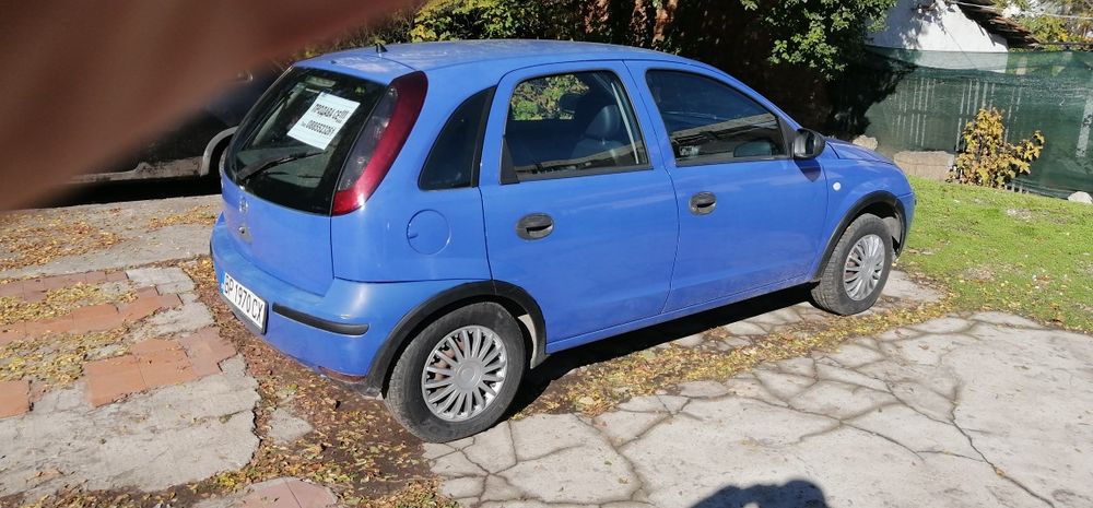 Opel Corsa 1.0 бензин