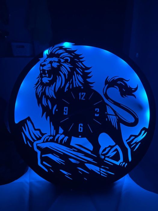 Часы ручной работы