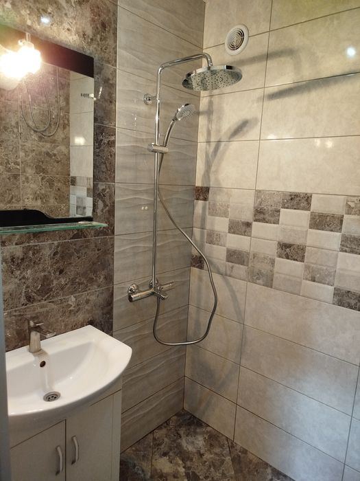 Дава се под наем Двустаен апартамент в Разград, Бели Лом - 90 кв.м за 411 € - Снимка #7