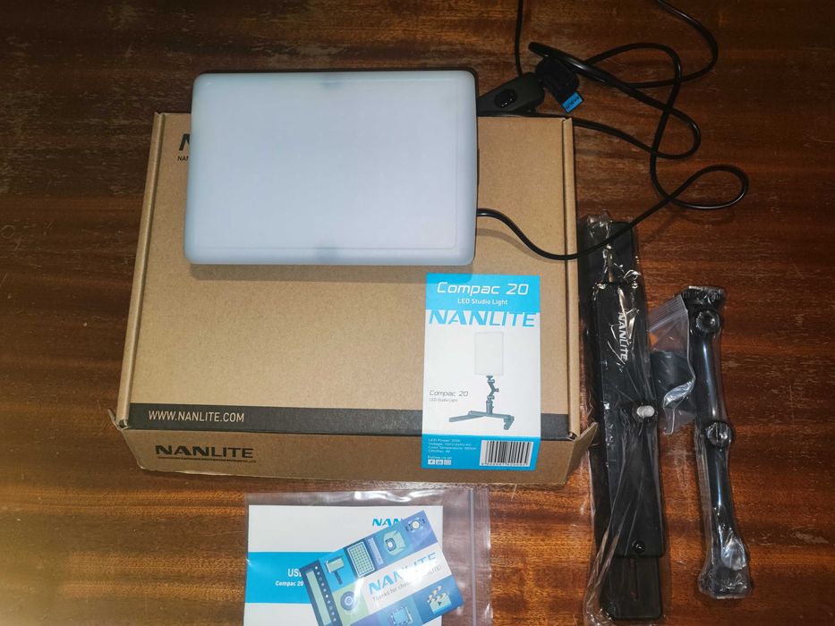 Осветление за Студио LED панел Nanlite Compac 20 Daylight + стойка НОВ