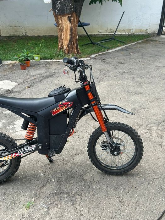 Vând motocicleta electrica Tuttio