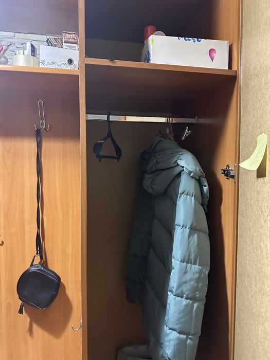 Продам прихожую в хорошем состоянии                                 .