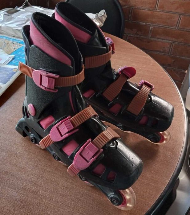 Детские ролики. Длина стопы 23 см (36 размер).