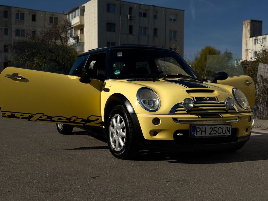 Vând Mini Cooper din 2002, cu pachet S, în stare foarte bună