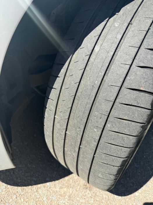 Michelin Pilot Sport 4   245/45/ZR18 VARA