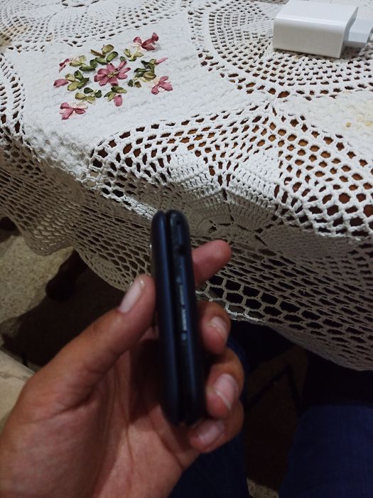 Samsung Gusto 3 Gsm yahshi holatda