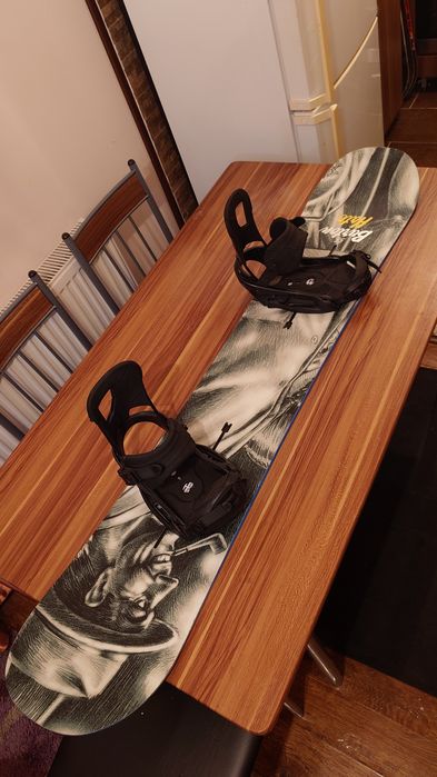 Placa snowboard Burton Hate 155cm cu legaturi Burton Cartel M