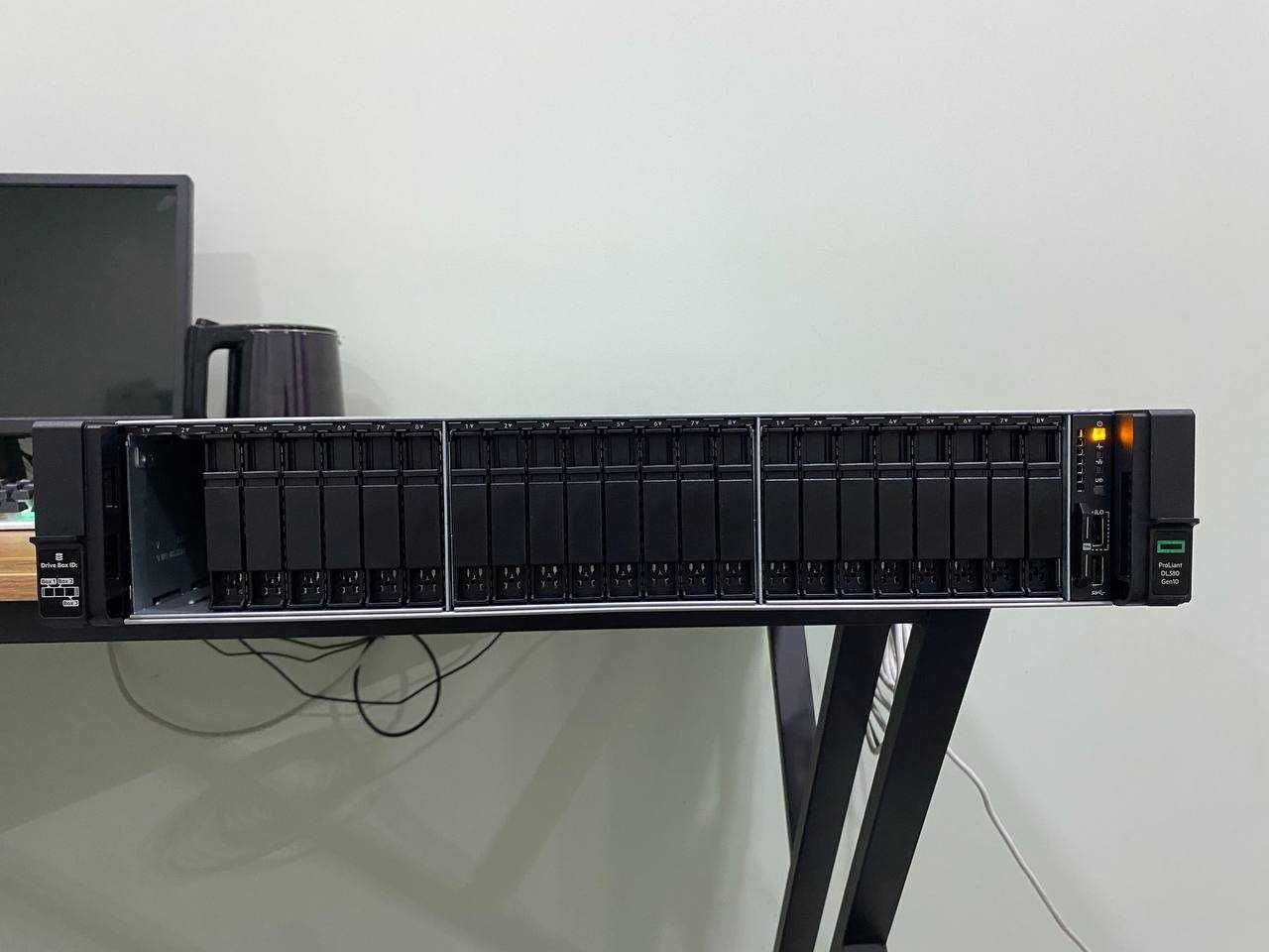 HPE Proliant DL380 Gen10 24SFF Server -40core, 256GB, RTX 4000 16GB