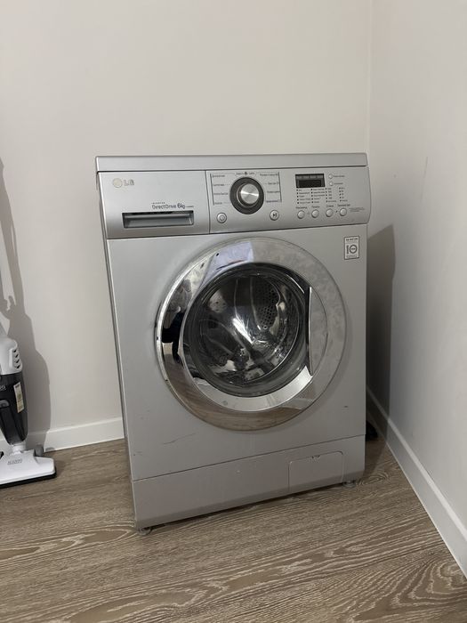 Стеральная машина LG