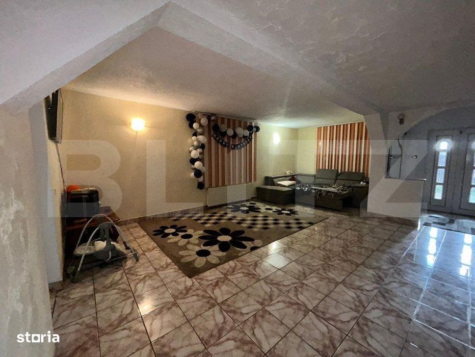 Casa de vanzare  , 258.00 utili + 418 teren, zona Closca