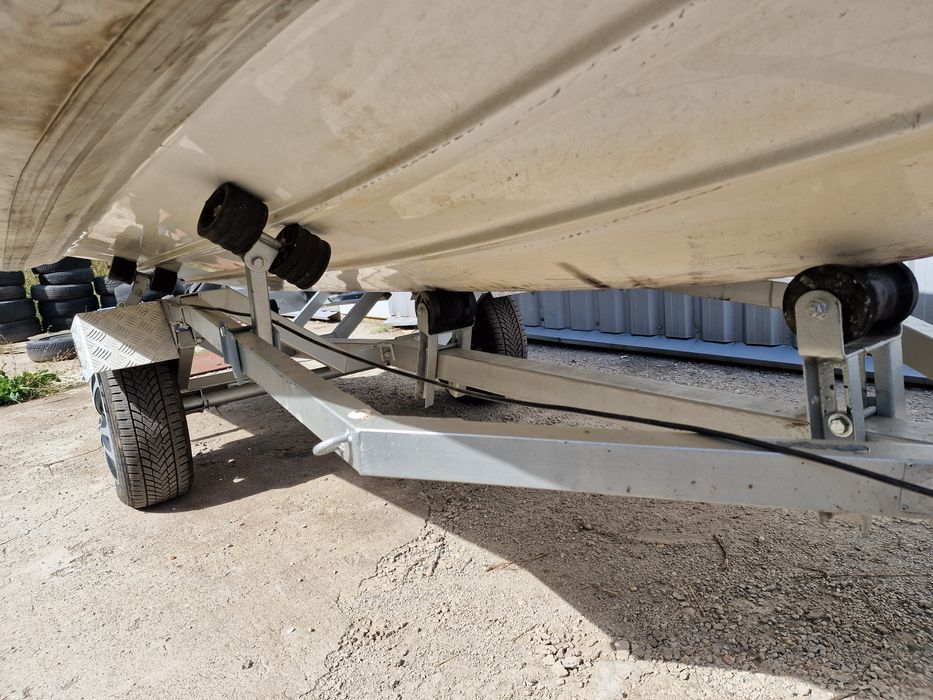 Barca rib cu motor si peridoc(vand/schimb)