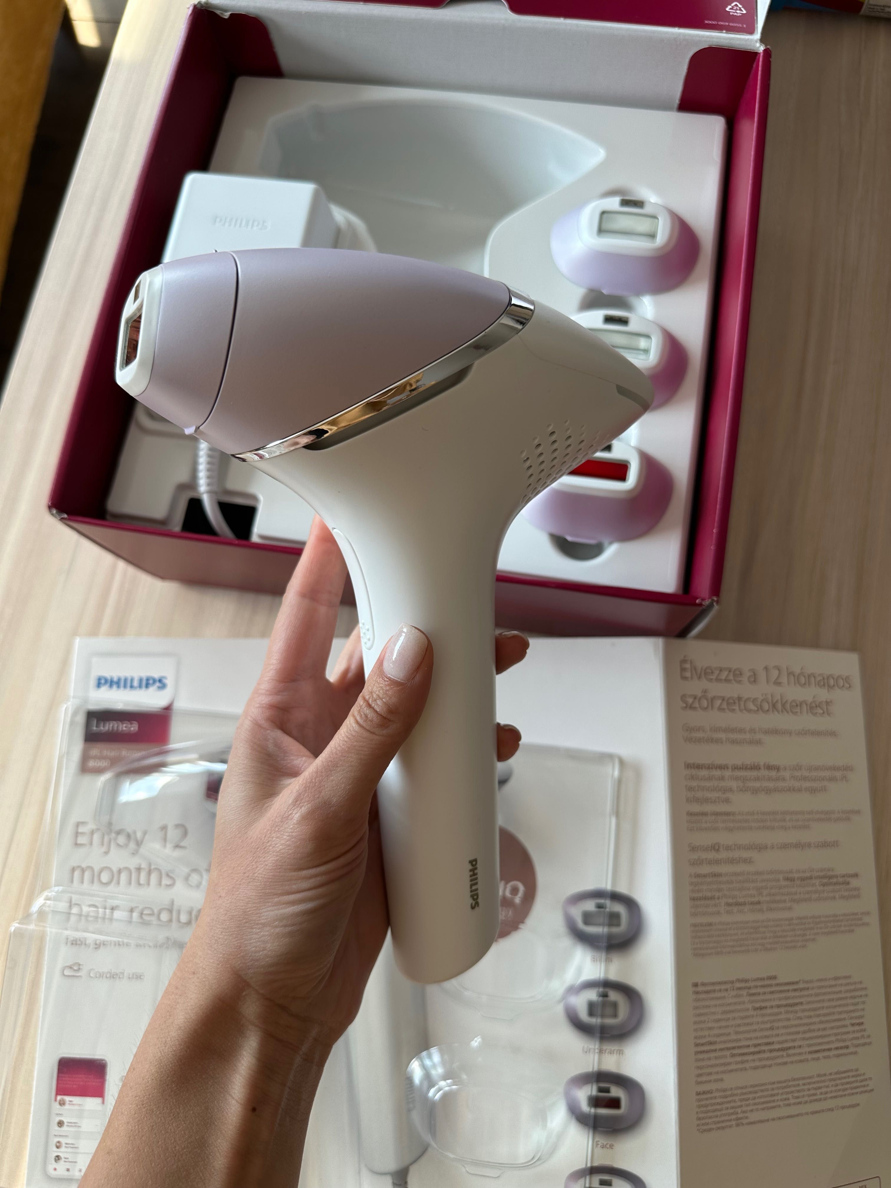 Фотоепилатор Philips lumea BRI940