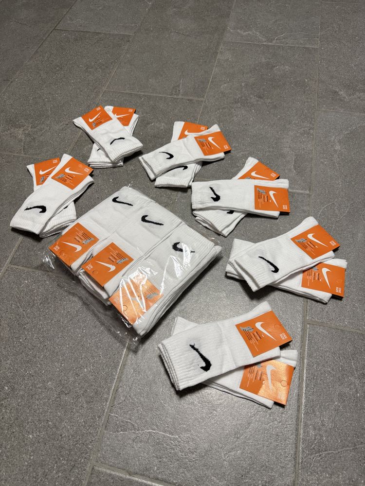 Set 12 sosete bumbac Nike alb/negru - One Size