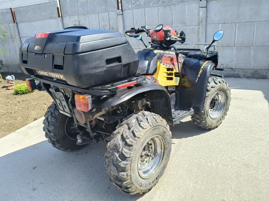 Polaris Sportsmen 4*4.  700