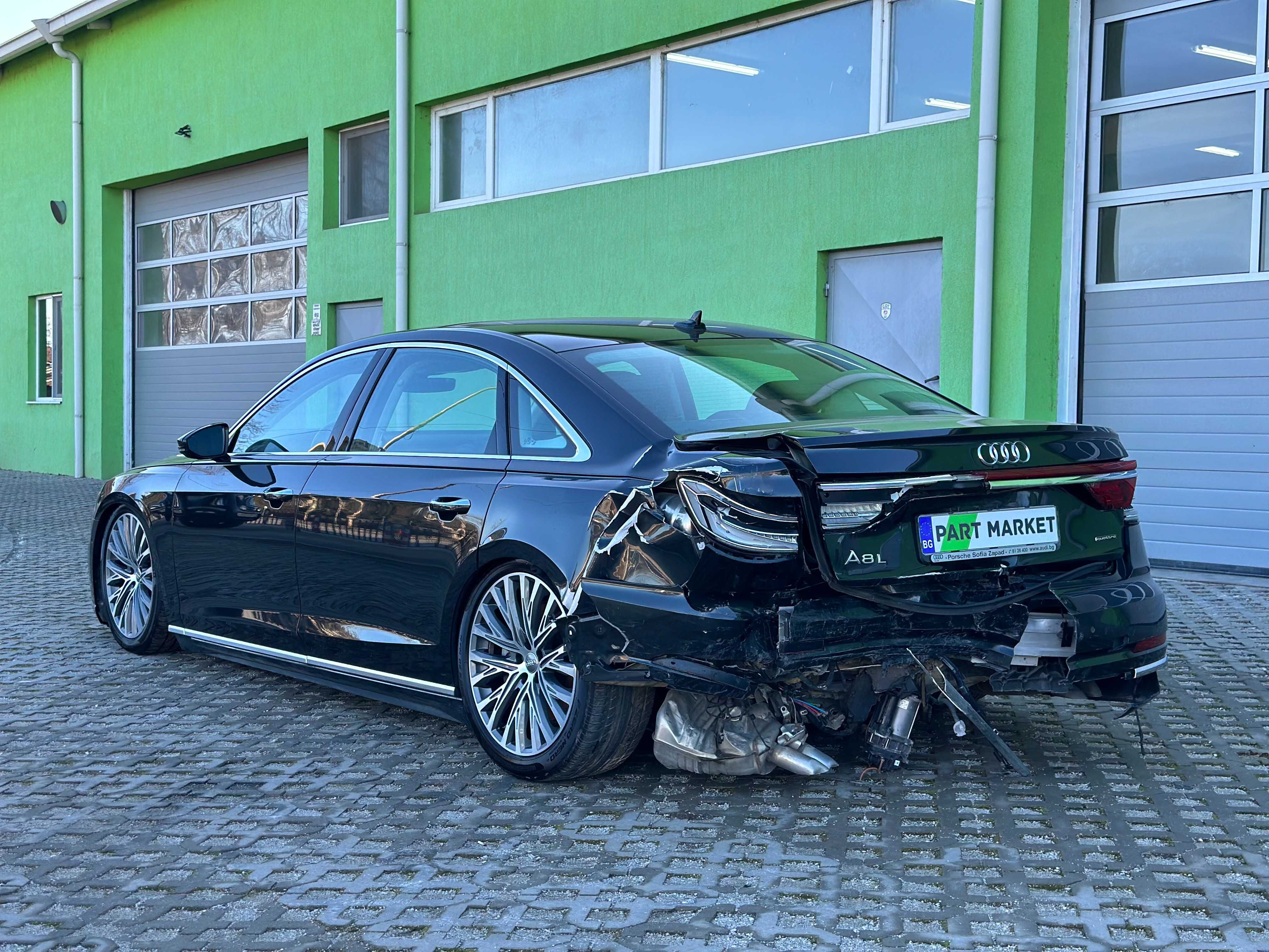 AUDI A8L 55TFSI На Части