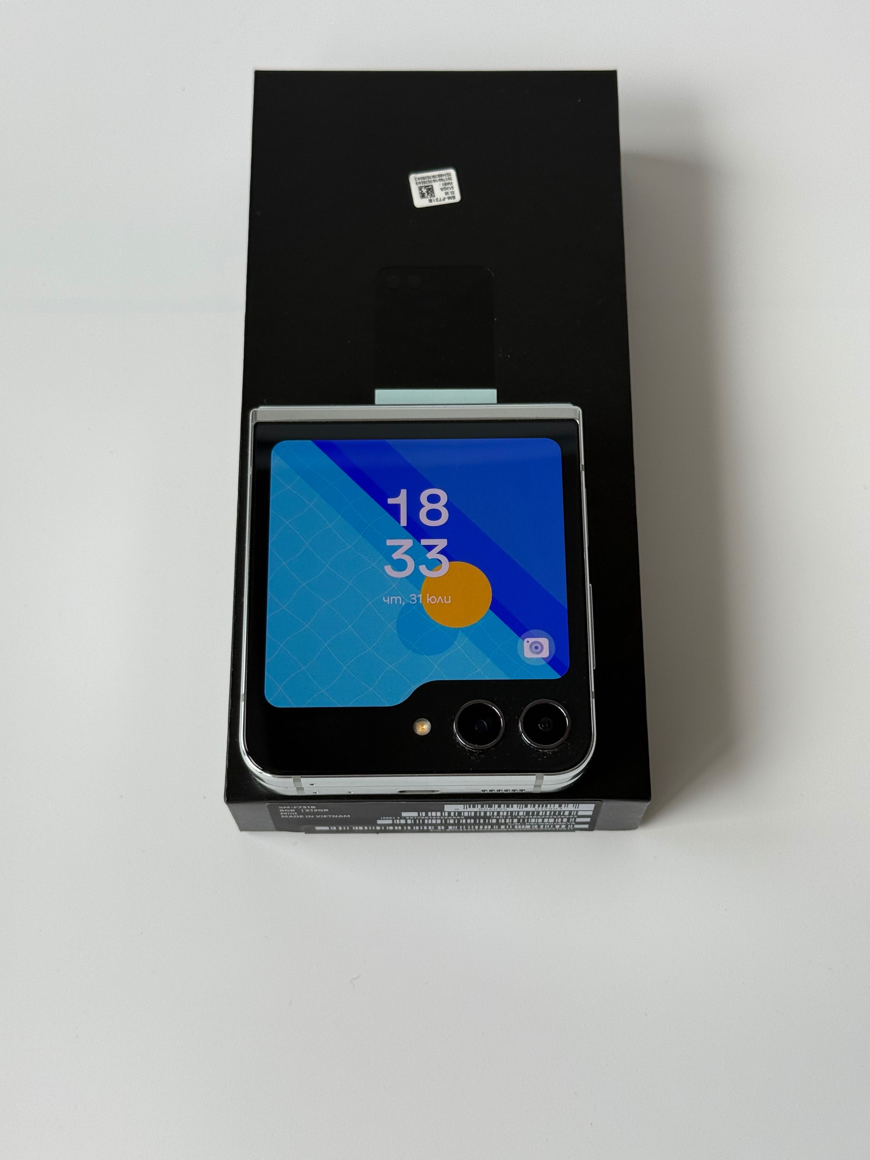 Samsung Galaxy Z Flip 5 512 Gb Mint Гаранционен