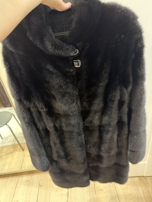 Продам норковую шубу