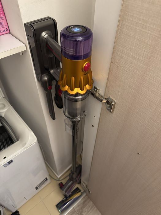 Aspirator vertical Dyson V12 Detect Slim Absolute