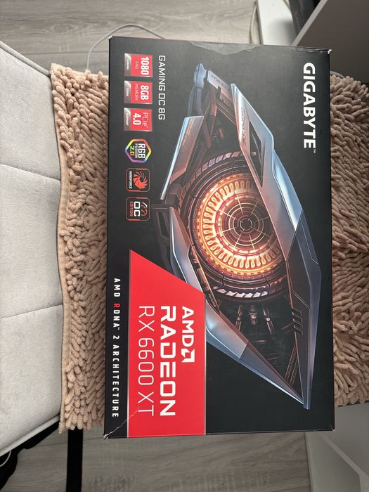 видеокарта RX6600XT