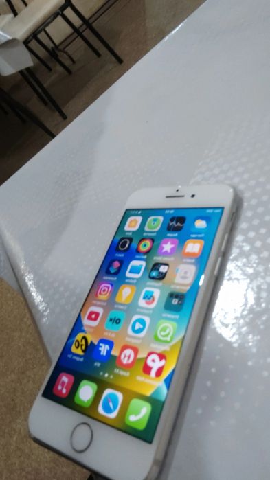 Apple IPhone 8 64gb