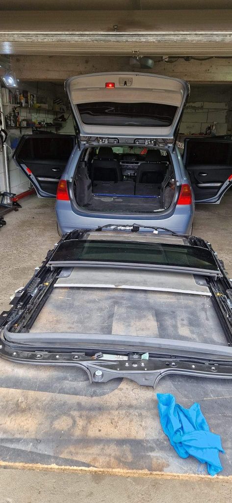 Reparatii trapa panoramic bmw e91 e61 x1 x3 x5  reparatii