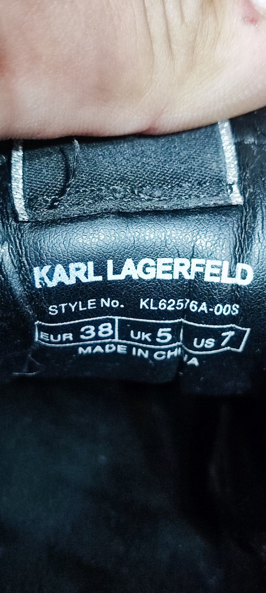 Karl Lagerfeld Nr  38