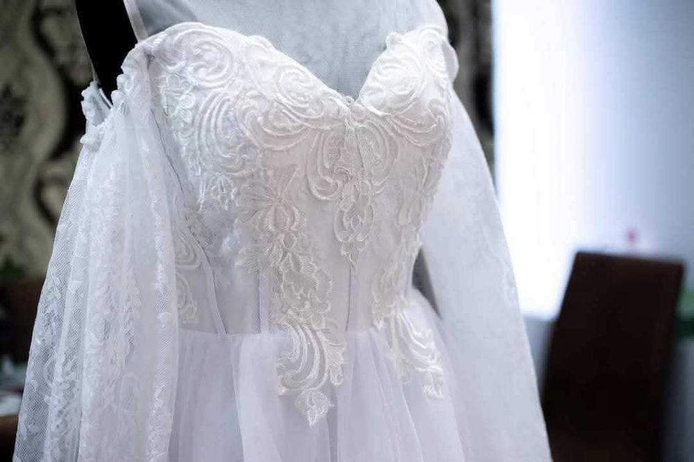Rochie de mireasa noua cu eticheta