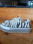 Ladies converse, noi