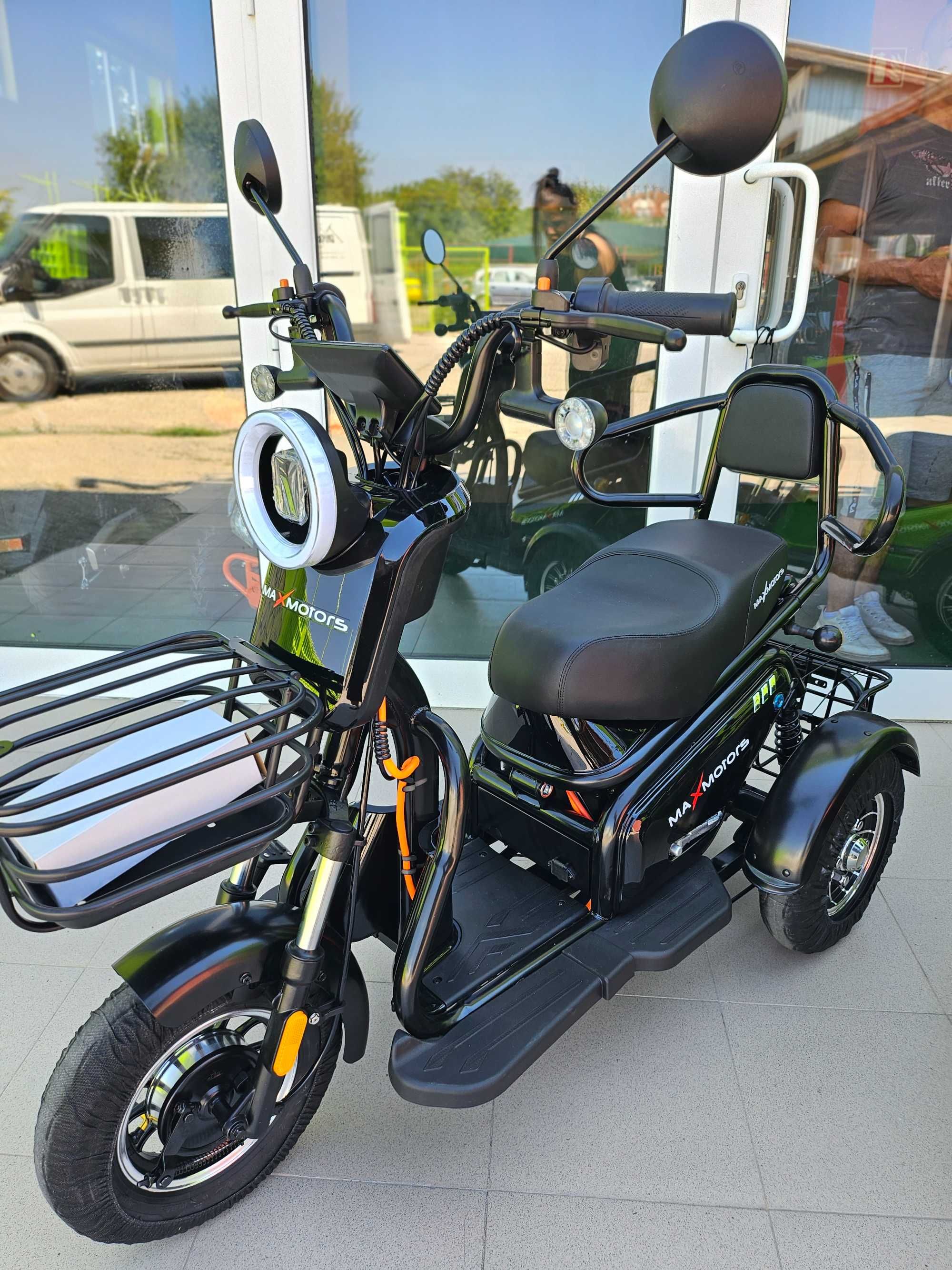 Електрическа триколка MaxMotors Pudding 1800W 48V-20Ah Двуместна