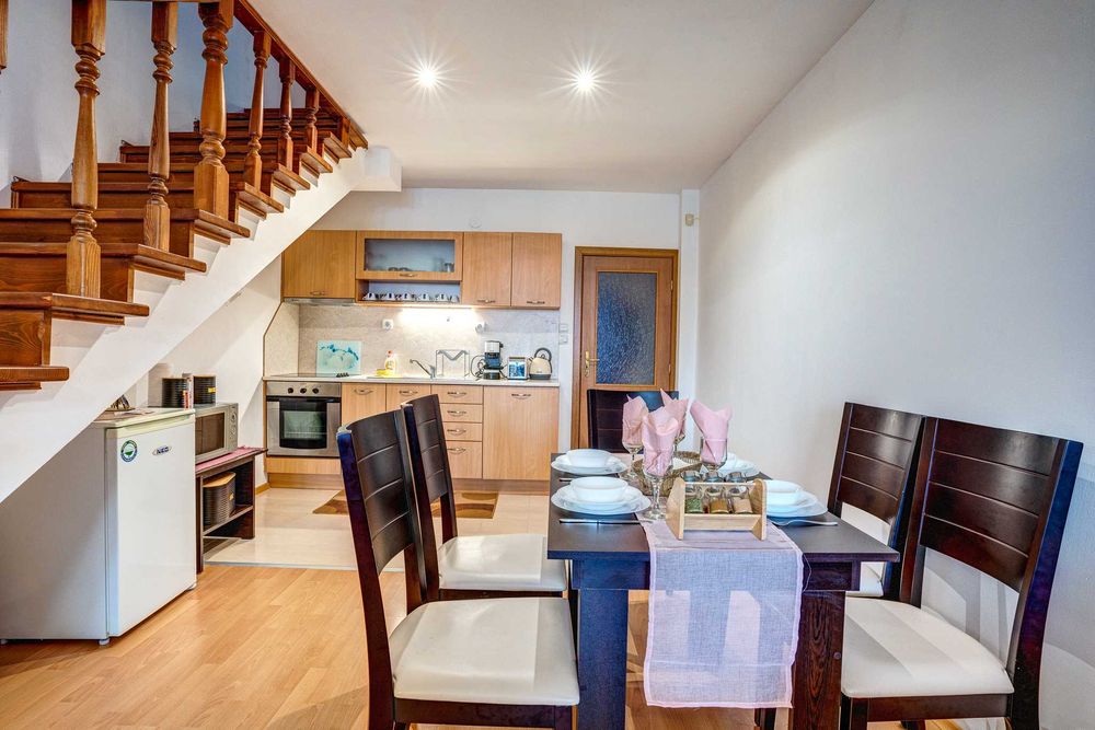 Мезонет с 2 спални MyPlace_Pamporovo, камина, комфорт и уют в Родопите