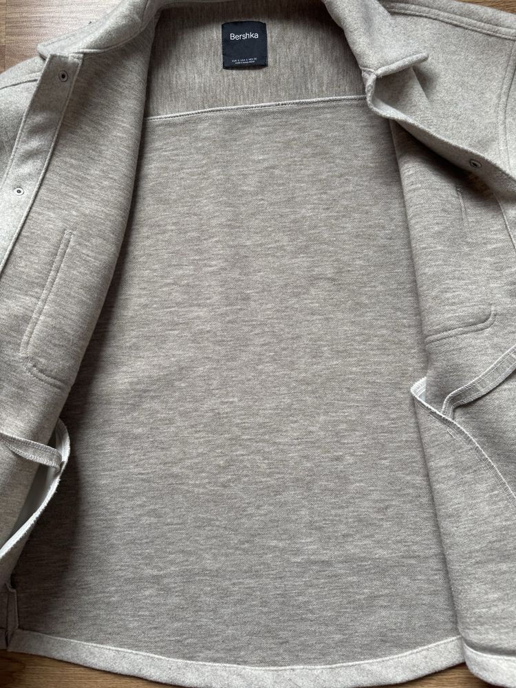 Преходно яке-риза Bershka