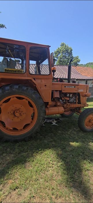 Tractor U650'M 1988